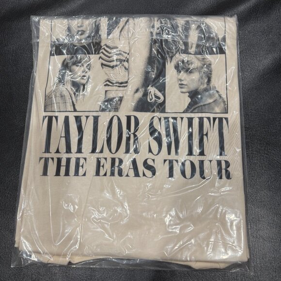 Taylor Swift | The Eras Tour II Beige T-Shirt 2024 - Picture 8 of 12